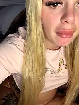Irish_BarbieMilfx from StripChat