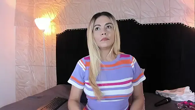 JennyRouse01 from StripChat