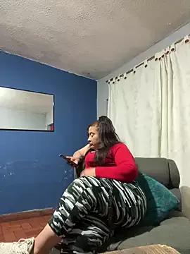 Kelly_greys from StripChat