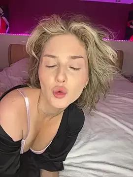 KellyKeler from StripChat