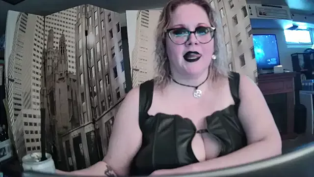 Kinky_Witch from StripChat