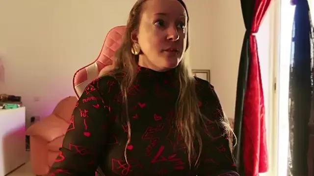 Kisicaxx from StripChat