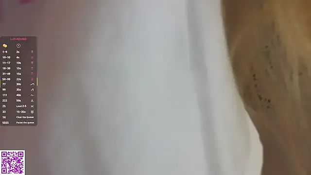 KissyCloud from StripChat