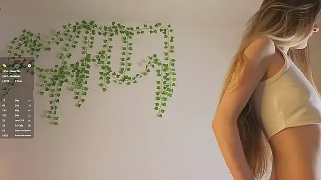 KissyCloud from StripChat