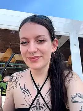 Kittlunixx from StripChat