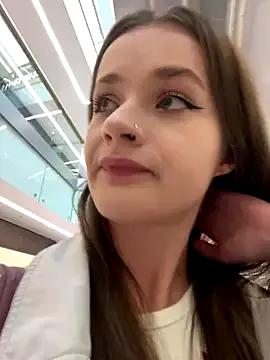 KittyQueeny from StripChat