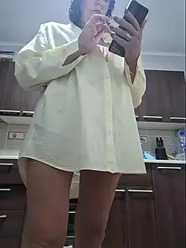 LaliaMia from StripChat