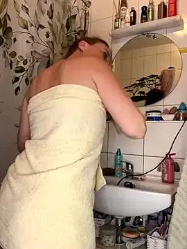 LaylaSecretxxx from StripChat
