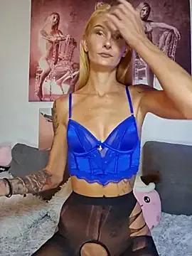 LessiaMia from StripChat