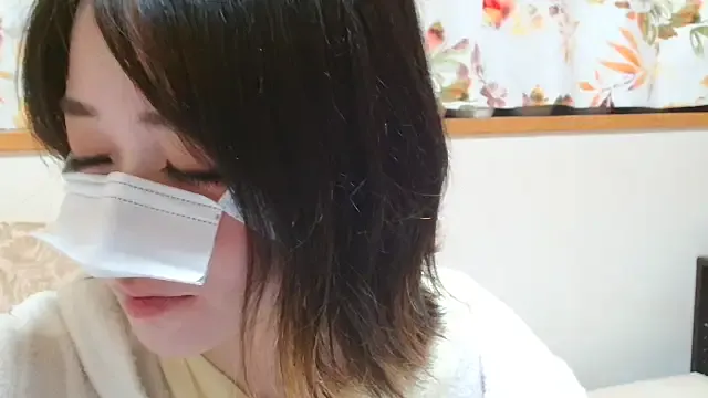 LiliyRiSAcha-n from StripChat