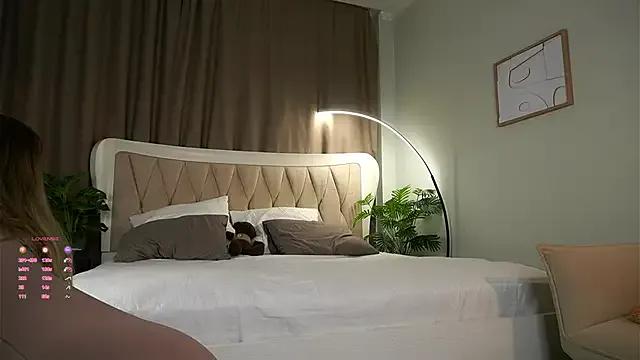 LillianLester from StripChat