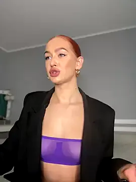 LittleFox___ from StripChat