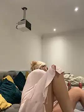 Lolableux from StripChat