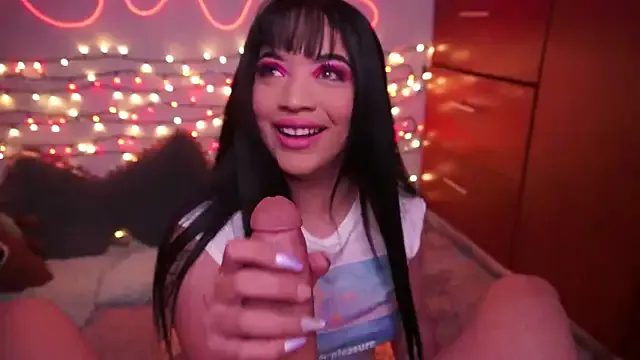 MaddisRock from StripChat