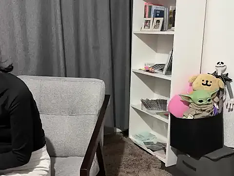 Maya-milkshake from StripChat