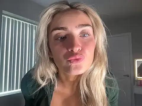 Meggsworld from StripChat