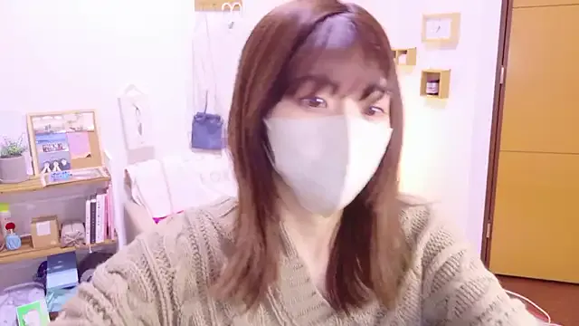 Mii_v_v from StripChat