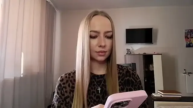 MissOyee from StripChat