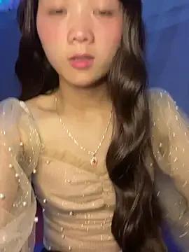 Moii221 from StripChat