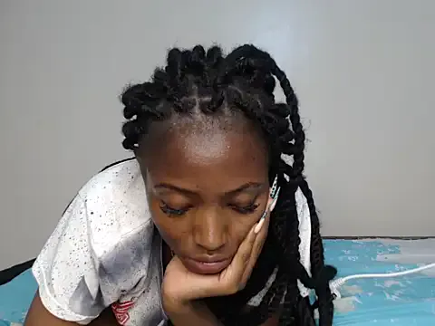 Nanaswee from StripChat