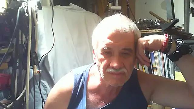 Nonnomaturobisex from StripChat