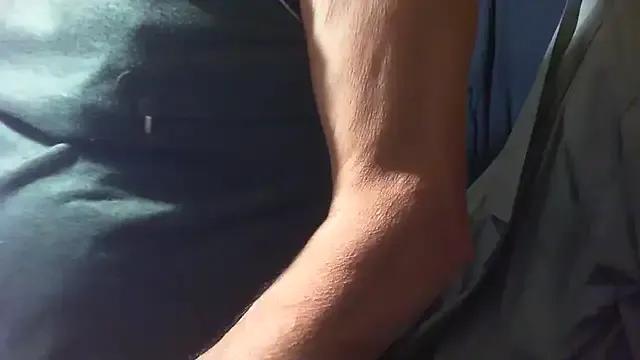 Nonnomaturobisex from StripChat