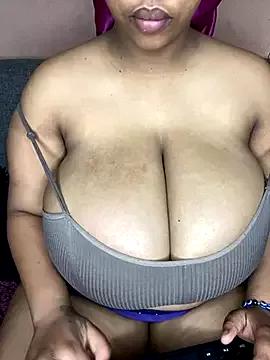 NonoGotBoobies from StripChat