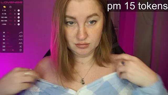 Ollydoll92 from StripChat