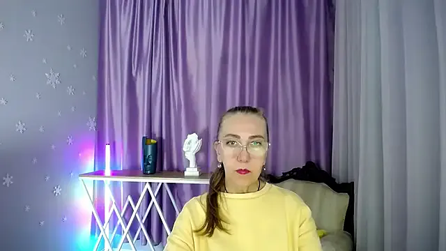 Queen_a_n_i from StripChat