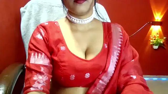 Queenhimanshi from StripChat