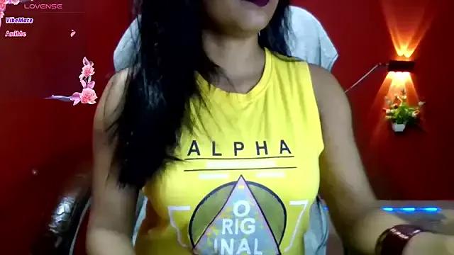 Queenhimanshi from StripChat