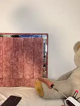 RebecaReslihx from StripChat