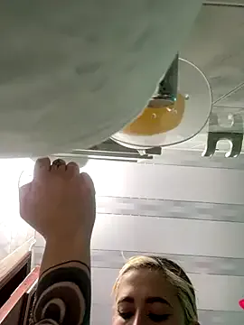 Sallem_Pink from StripChat