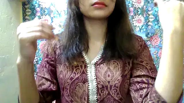 Samaira_00 from StripChat