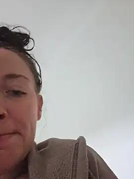Sapphir3xoxo from StripChat