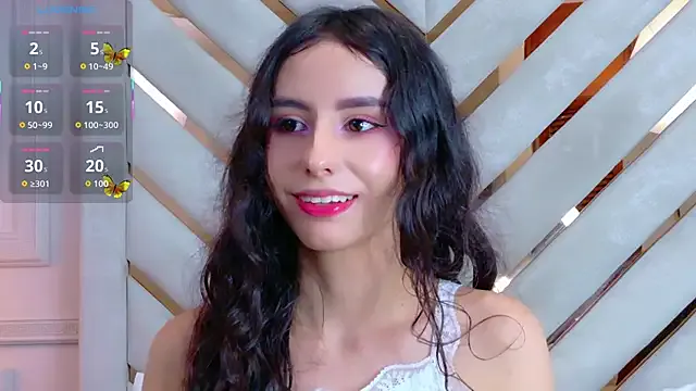 Sarah-Grace from StripChat