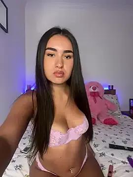 Sarahsparkles20 from StripChat
