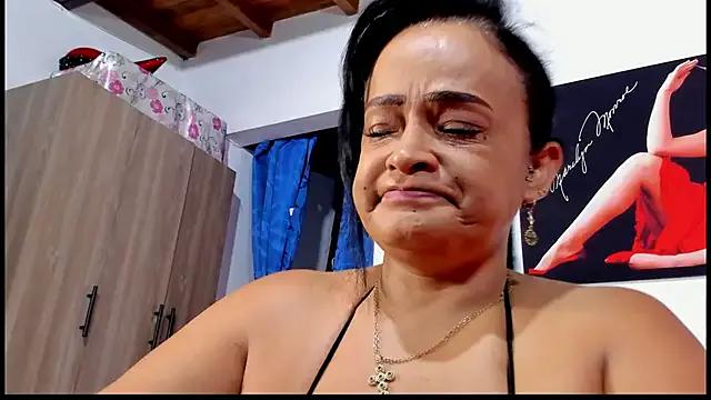 Seleneh from StripChat