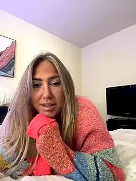 Sunshinekisses from StripChat