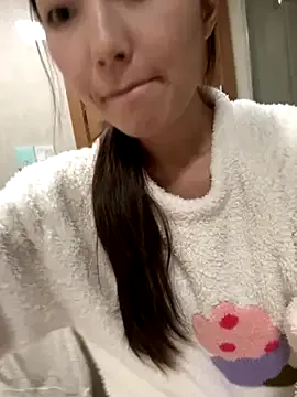 Sweet-Angel999 from StripChat