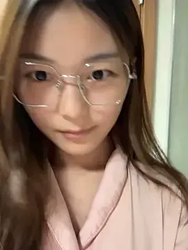 Sweet-Angel999 from StripChat