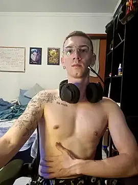 SweetGoodBoy22 from StripChat