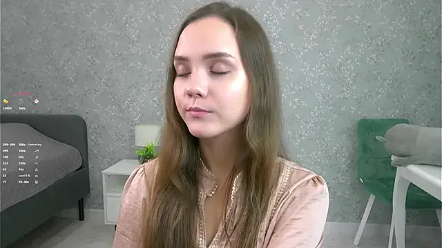 SweetSaraPie from StripChat