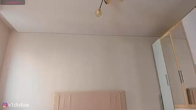 Sweety_vikky from StripChat