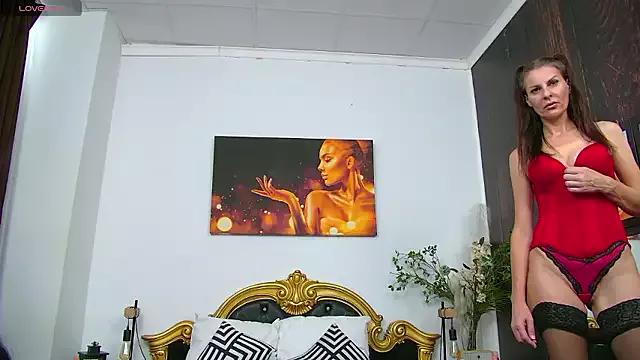 TessaKlarn from StripChat