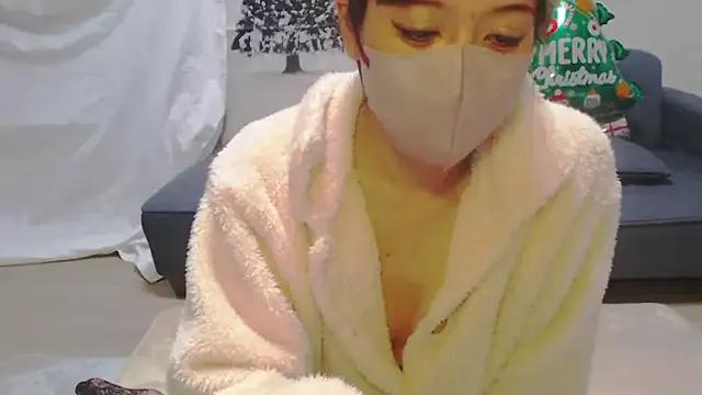 Yooooo-chandesu from StripChat