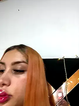 Zaratattoox from StripChat